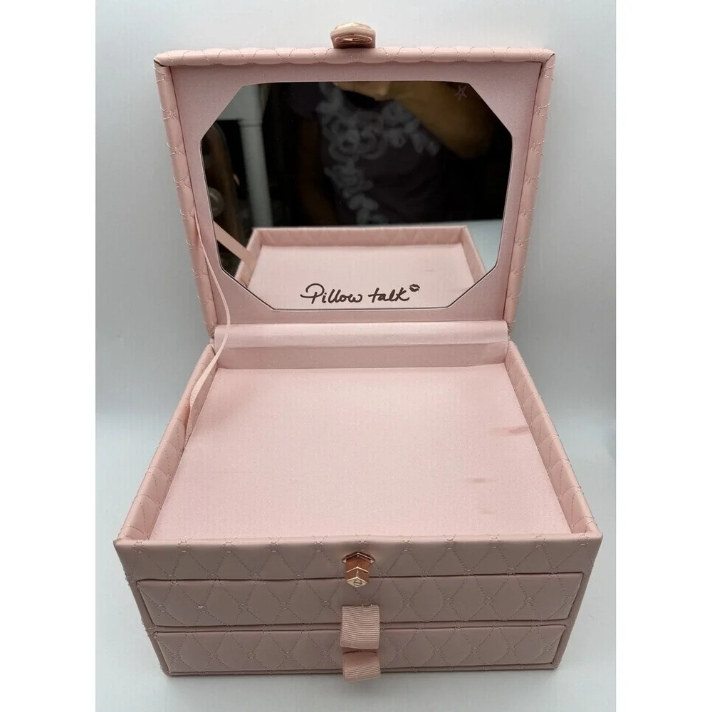 Charlotte Tilbury Pillow Talk Dreams Come True Limited Edition Makeup Vault Case